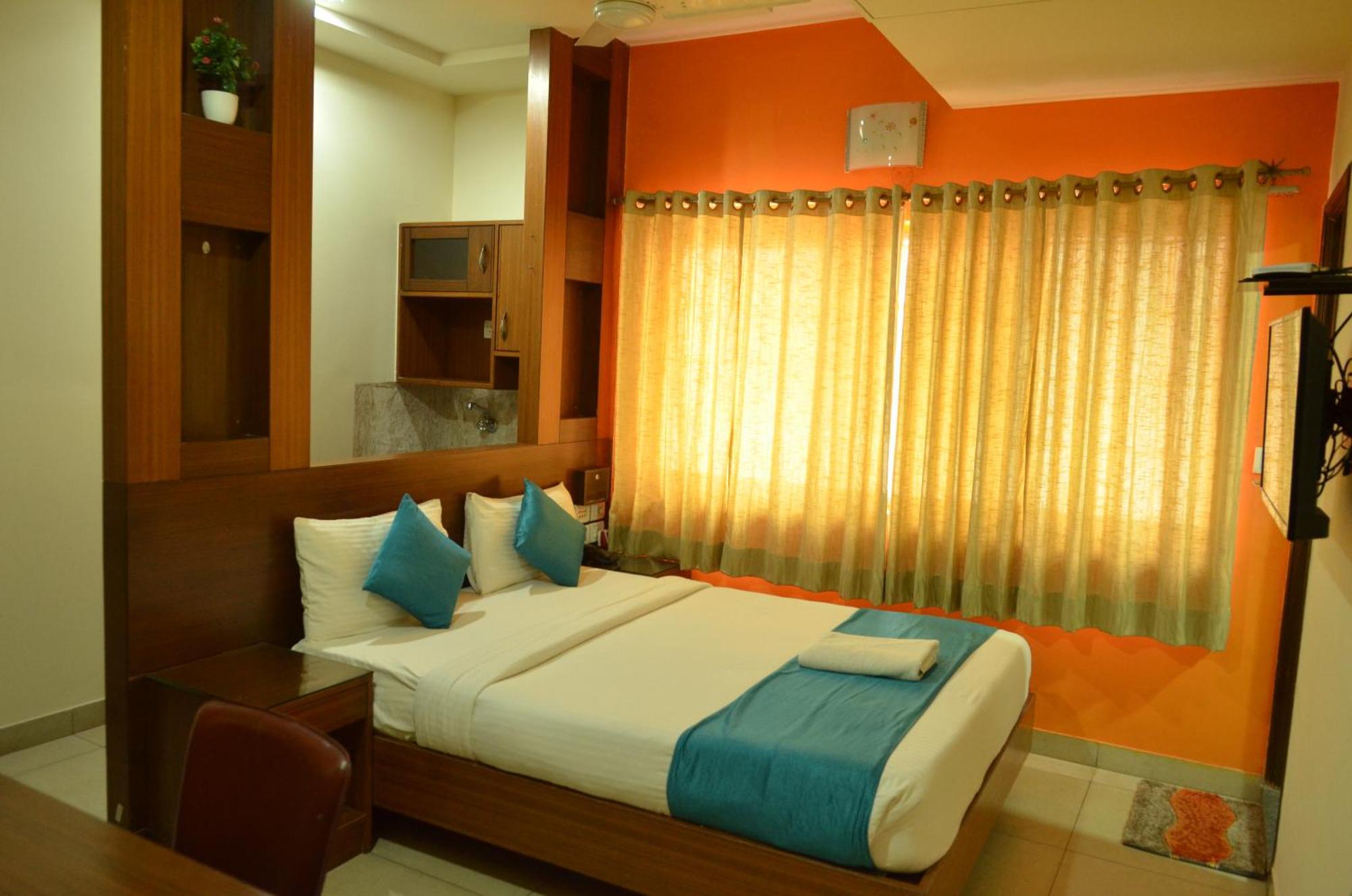 Cubbon Suites - 10 Minute Walk To Mg Road, Mg Road Metro And Church Street Bengaluru Zewnętrze zdjęcie
